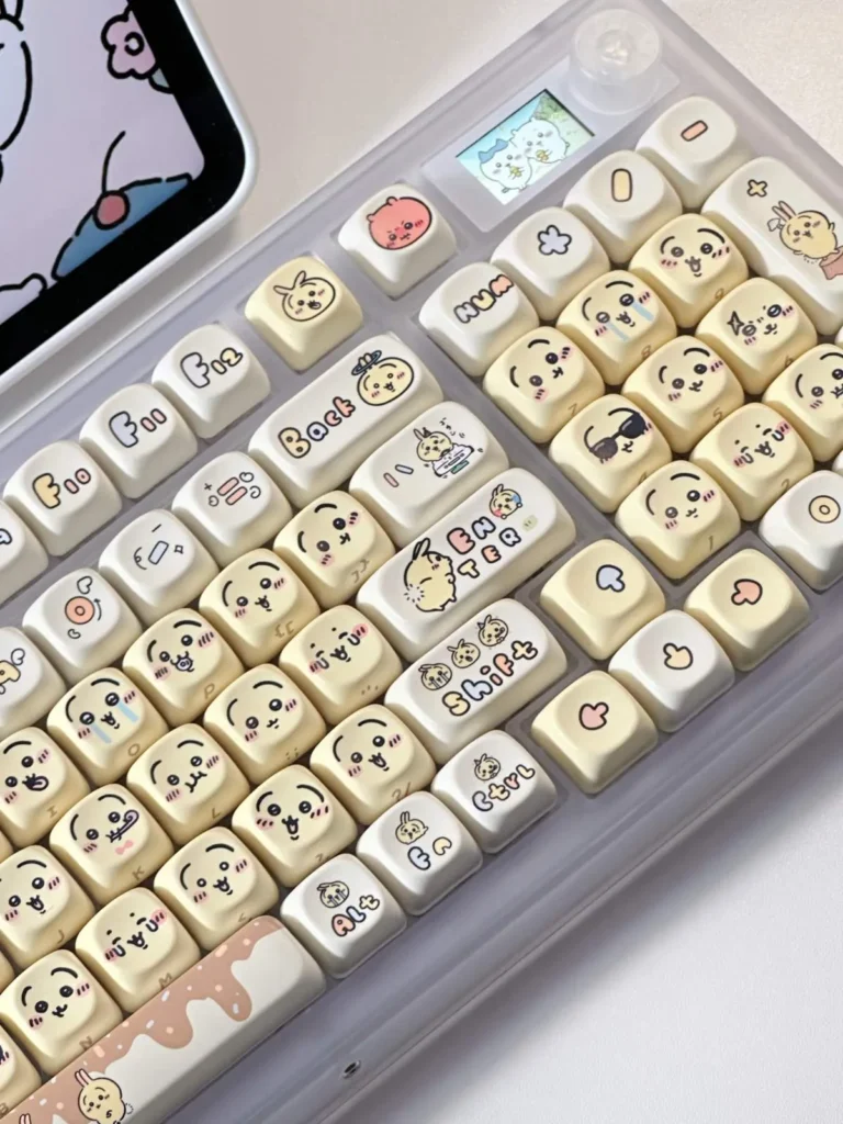 chiikawa-adorable-characters-series-keycap-set-right