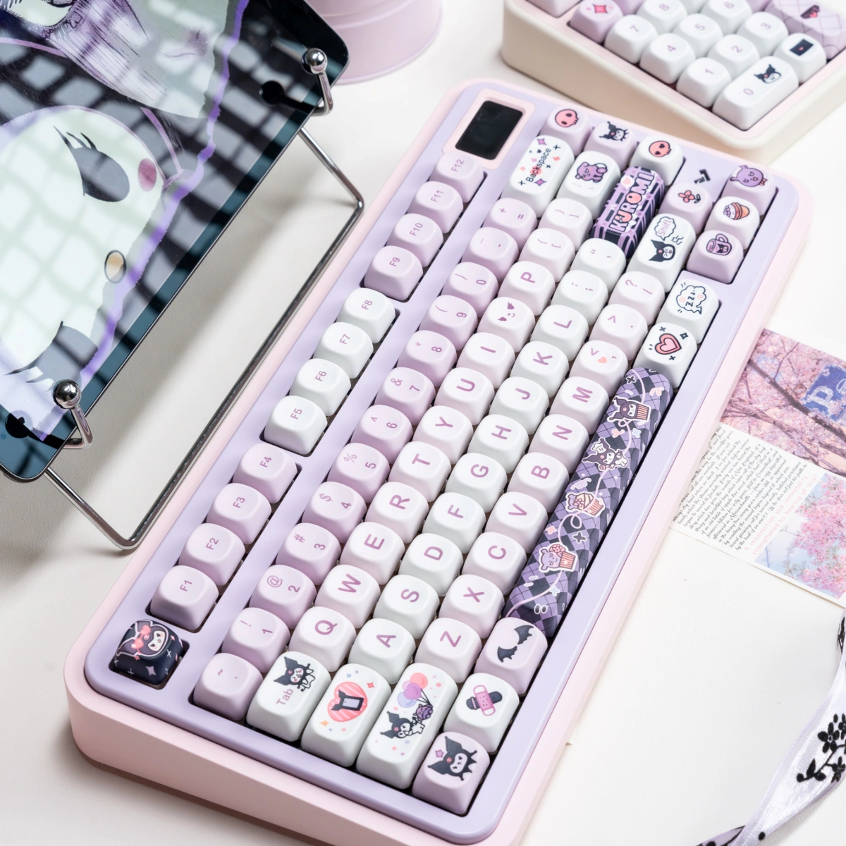 hellokitty-cute-kuromi-moa-keycap-set-side