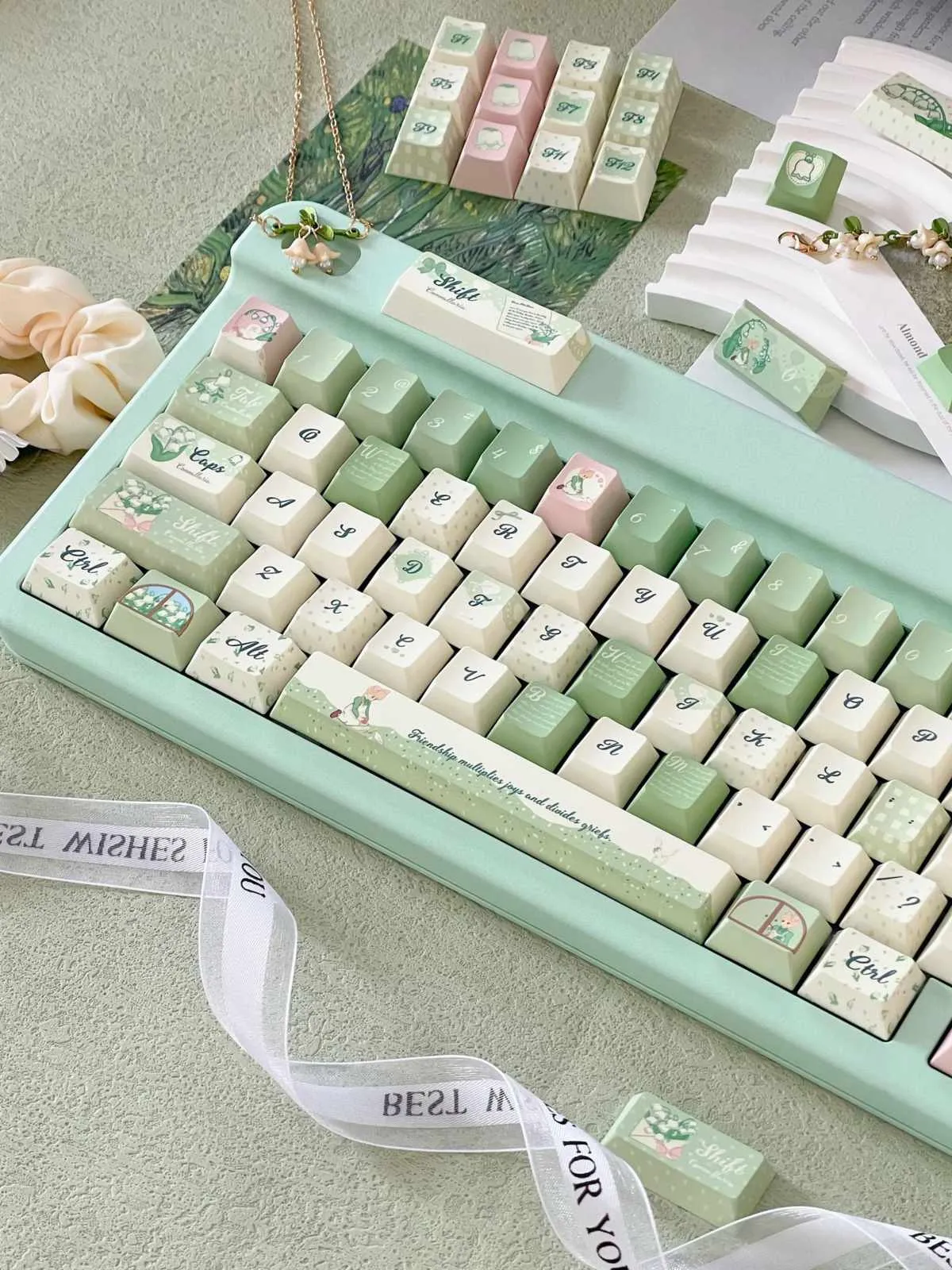 lily-ofthe-valley-cherry-keycap-set-left