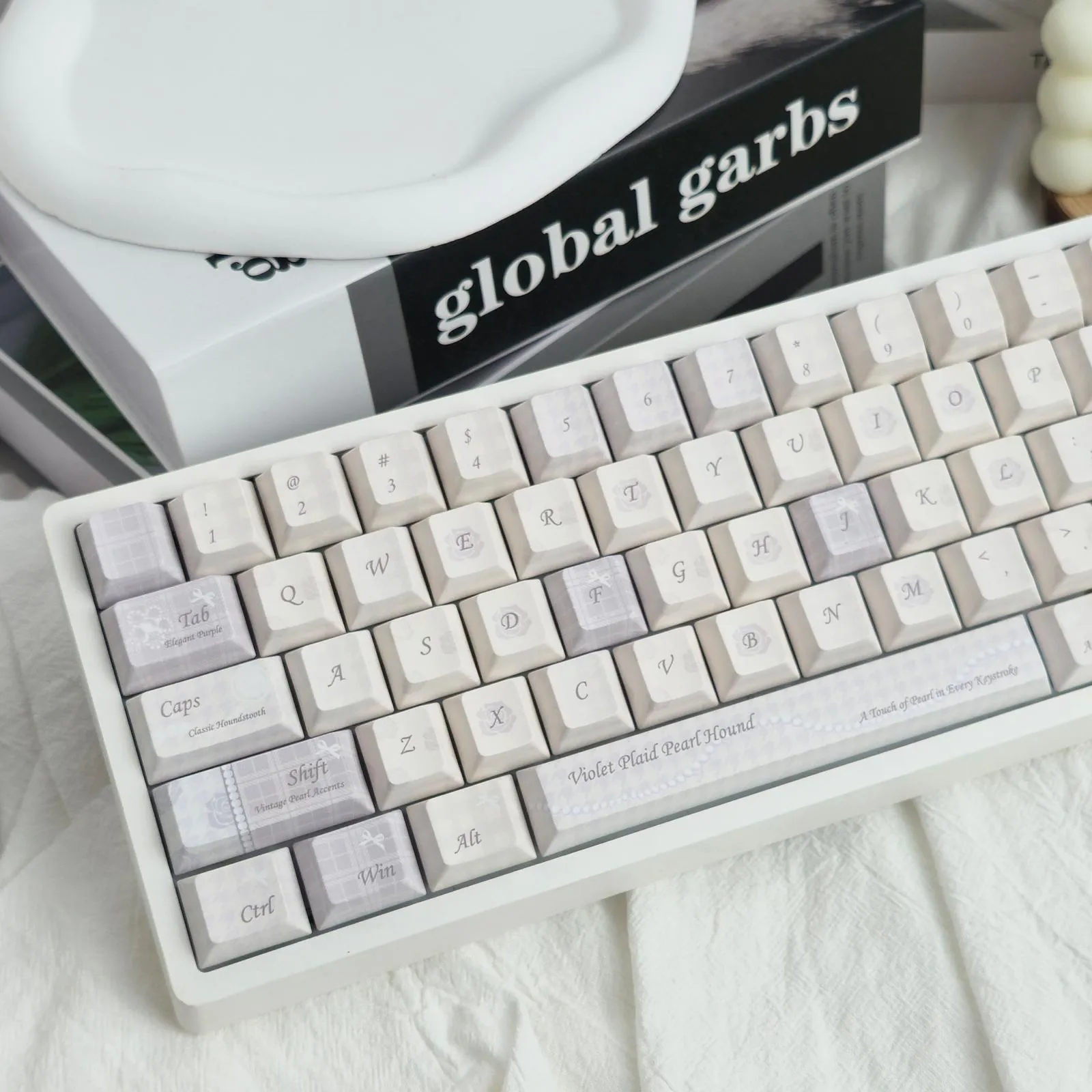 pearl-plover-series-keycap-set-cover