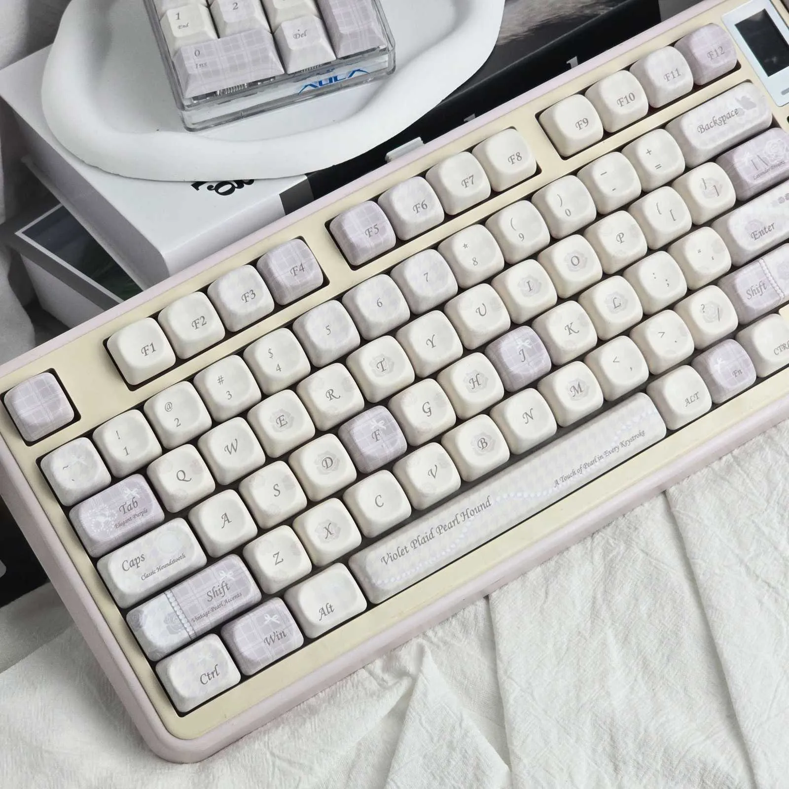 pearl-plover-series-keycap-set-moa