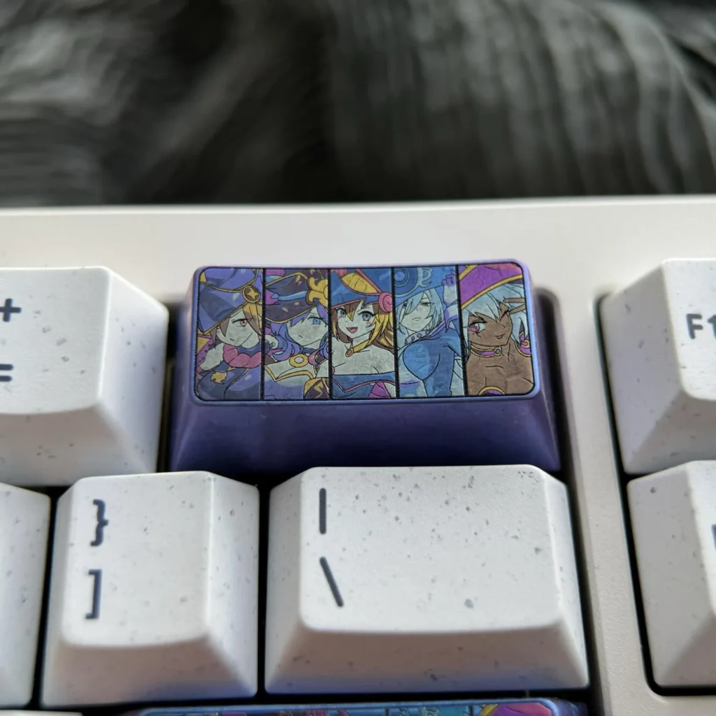 yugioh-magician-girl-backspace-key-keycaps-front