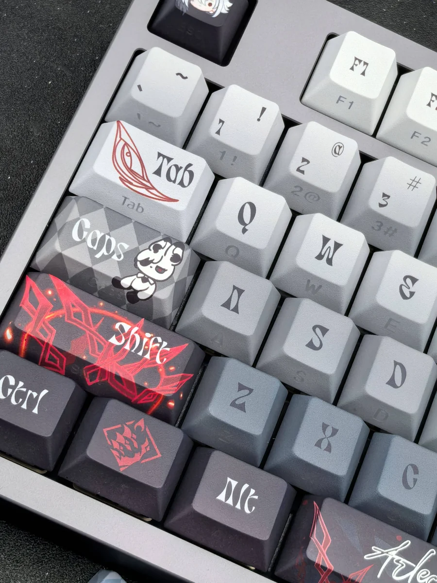 Arlecchino The Knave side-engraved double-shot keycap set gallery, revealing its mysterious dark aesthetic and subtle legends from multiple premium angles.