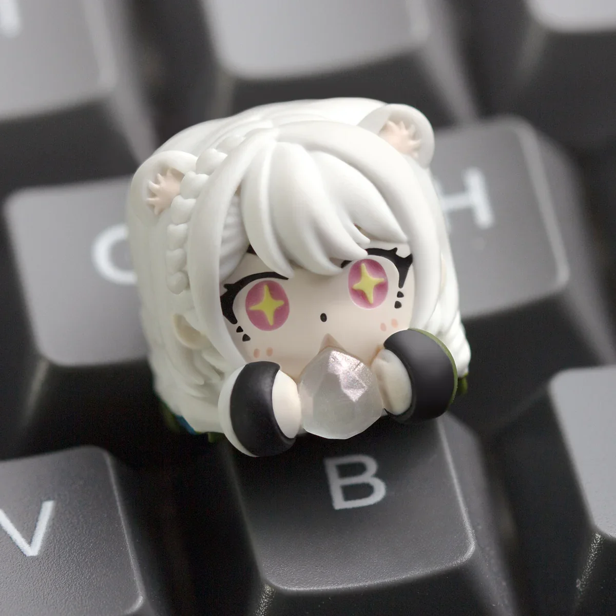Delta Force: Luna & Hackclaw Keycaps Unique handcrafted resin from various angles, showcasing its Hackclaw characteristic art design.