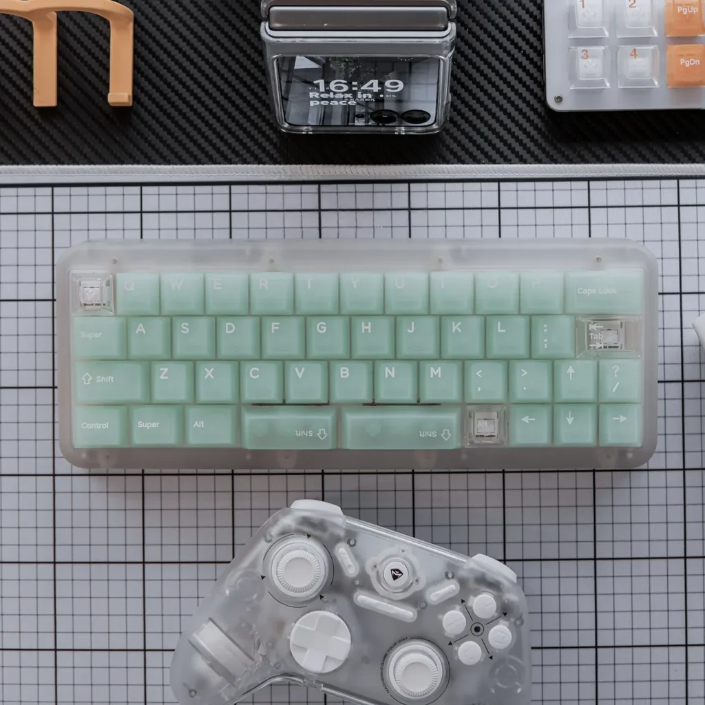 Ethereal frosted emerald PC keycaps set showcasing its refreshing translucent glow and modern aesthetic, perfect for custom keyboards.