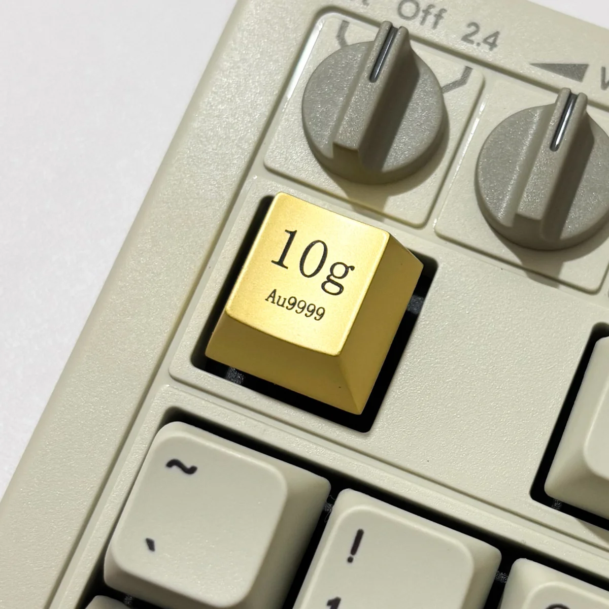 Premium Gold Keycaps gallery showcasing its premium electroplated finish and precision laser-engraved luxury accent from various angles.