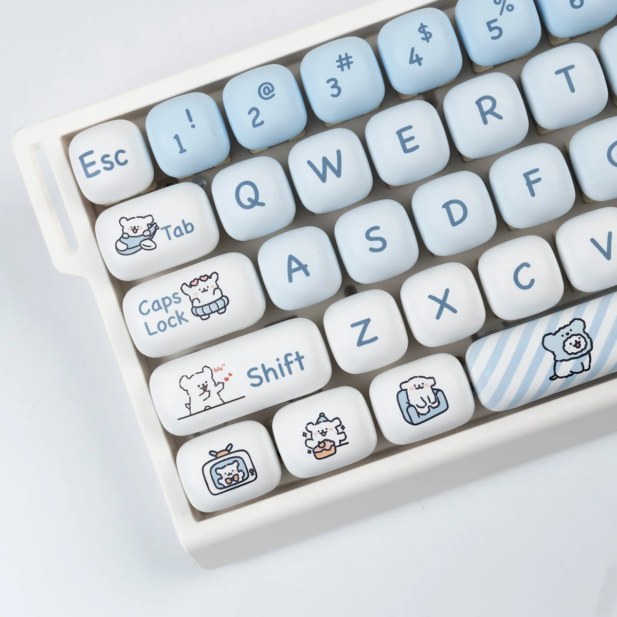 Multiple angles of Playful Maltese Dog MOG Keycap Set, revealing whimsical dog designs, minimalist aesthetic, and magnetic switch compatibility.