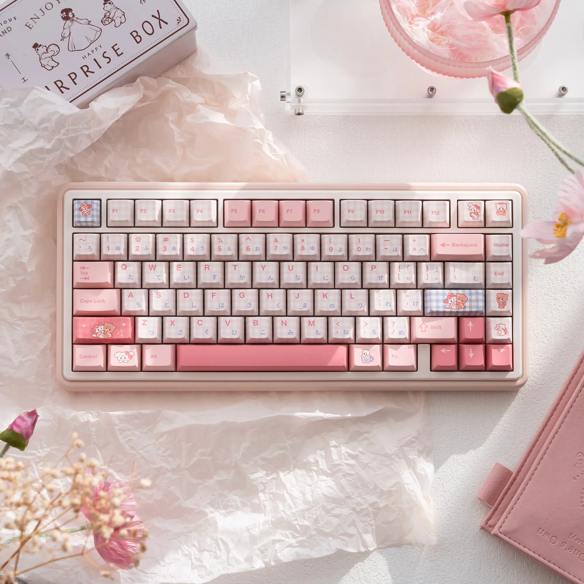 UR82 Peach Hifi Gasket Tri-Mode Custom Mechanical Keyboard Kit, showcasing its elegant design with soft pastel peach and cream tones.
