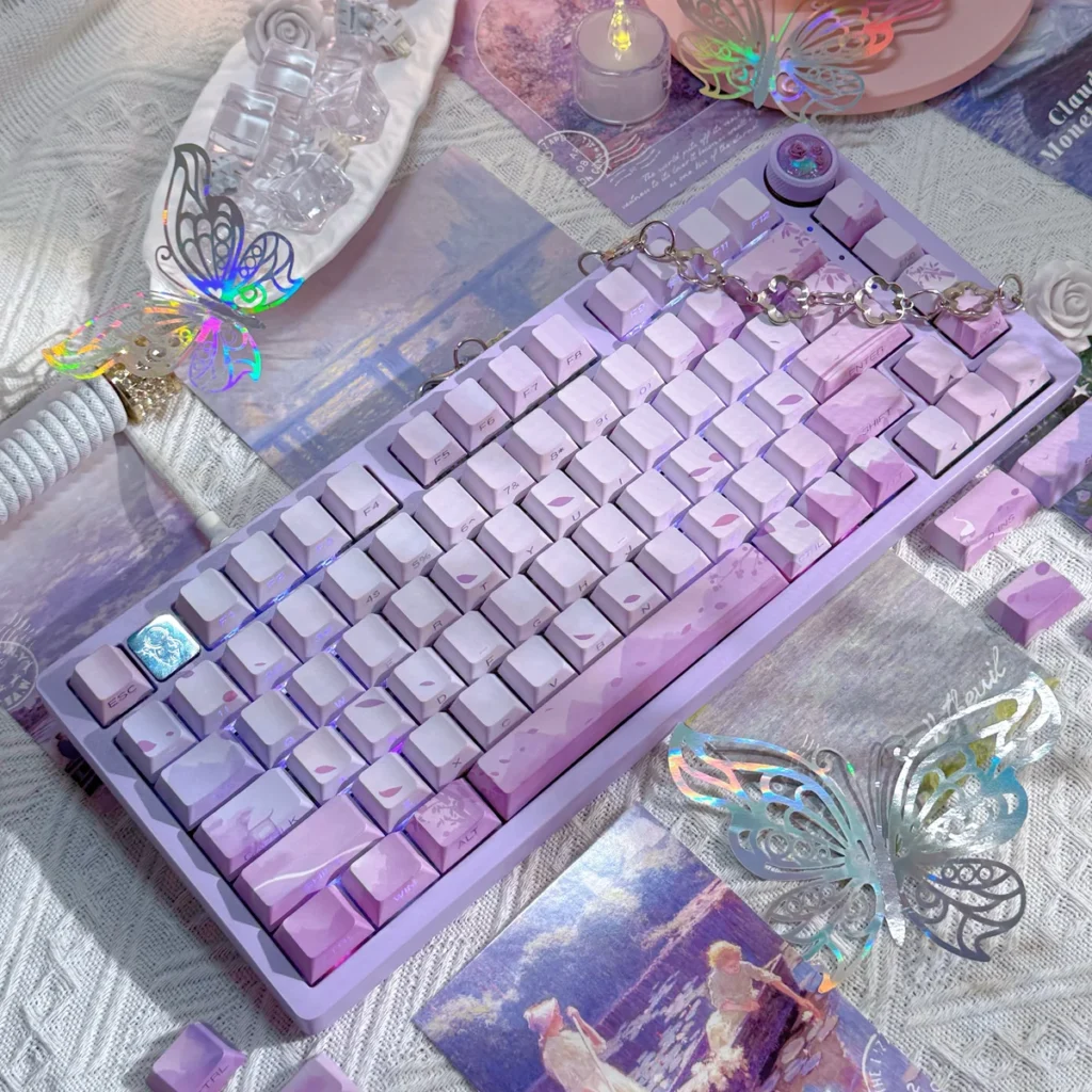 Main image of Ancient Purple Keycap Set featuring an exquisite Ancient Chinese purple mist design, capturing ethereal night clouds.