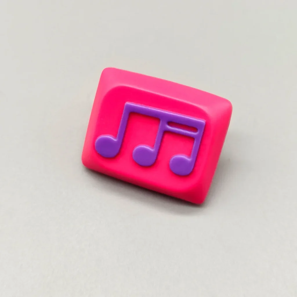 Handcrafted red-purple Musical Note Low Shaft Keycaps featuring a vibrant, fluid music note design, perfect for artistic mechanical keyboard enthusiasts.