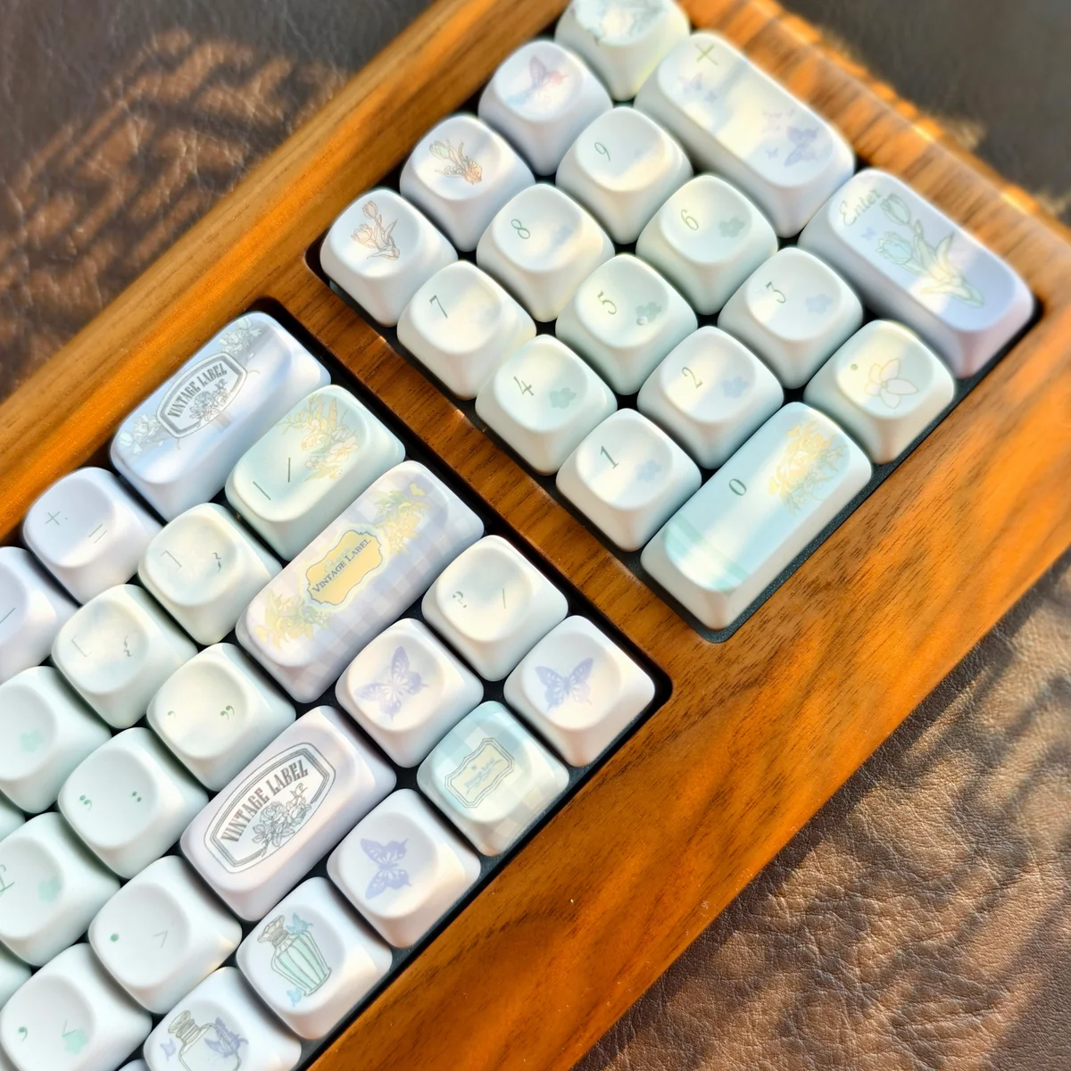 British Impression Series Keycap Set from multiple angles, revealing the unique purple-blue gradient and minimalist design for a sophisticated desk.