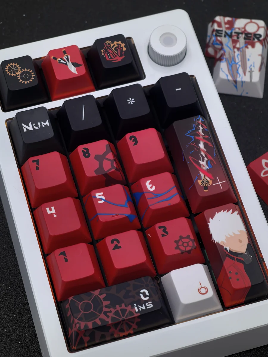 Exclusive Fate/Stay Night Red Archer heroic keycap set. Detailed anime character art in red and black, viewed from various sides, highlights its premium setup.
