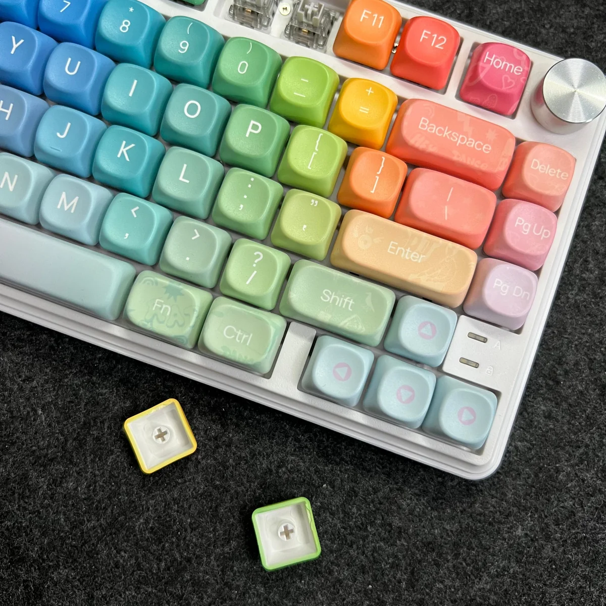 Full glory of the Mondrian Themed MOA Keycap Set from various perspectives, highlighting joyful gradient colors that uplift any workspace.