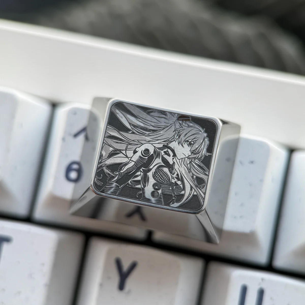 Asuka Titanium Keycap, EVA-02 Ctrl/Win 1.25U. Gallery shows vibrant design, precision titanium details, premium finish.