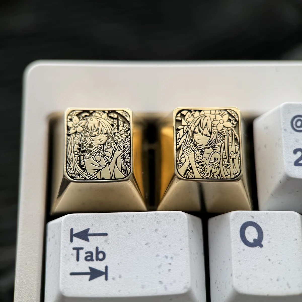 Hatsune Miku Titanium Artisan Keycap product image