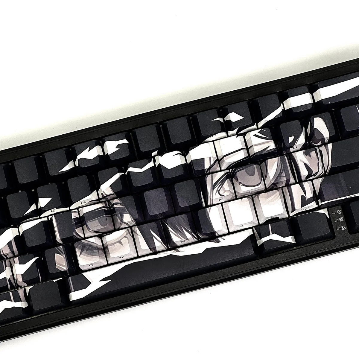 Mystical purple PBT keycaps set with an enigmatic 'Purple Eye' motif, featuring side-printed backlit legends and an artistic PBT design.