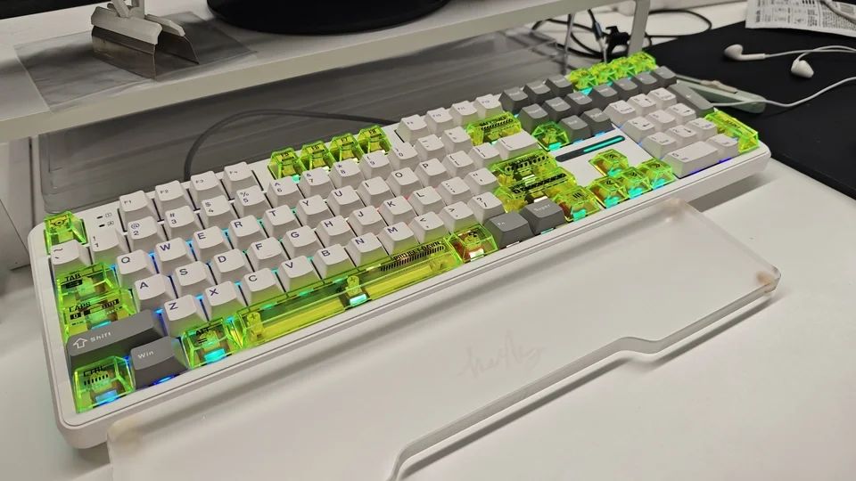 Transparent black Dawn PC Supplement Keycap Set with an ethereal gradient glow, showcasing their unique artistic aesthetic and transparent design.