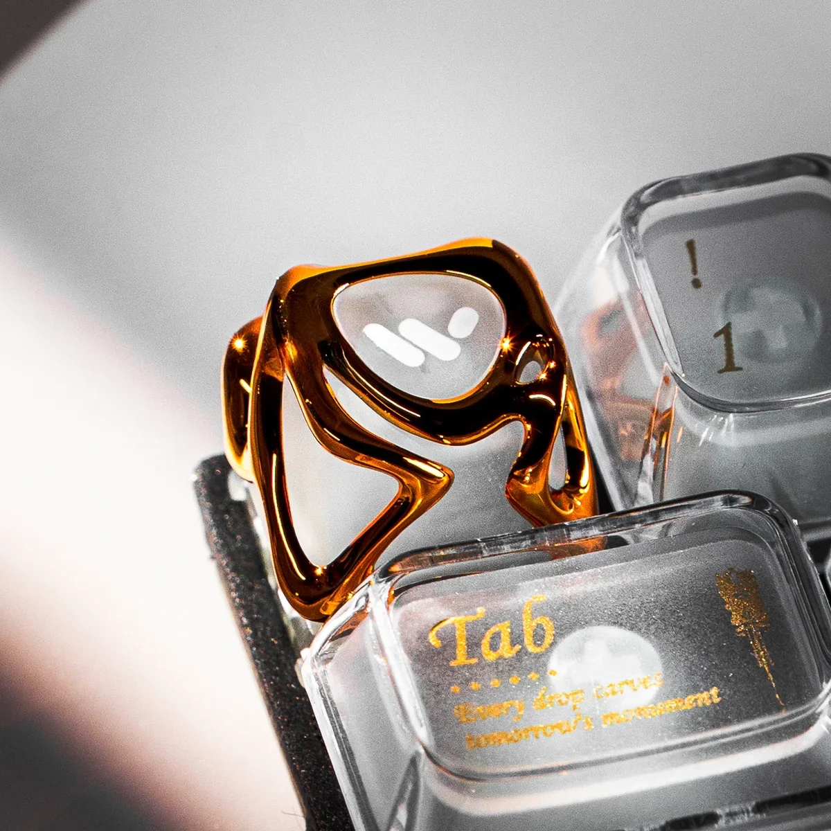 Handcrafted Venom keycap gallery: detailed views showcase its dark metal, transparent resin, and intricate, edgy superhero villain aesthetic.