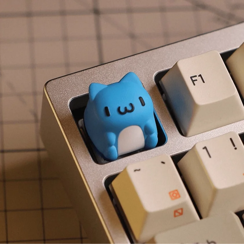 Side profile of Whimsical Bugcat Capoo Keycaps Adorable Bugcat showing keycap shape and fit
