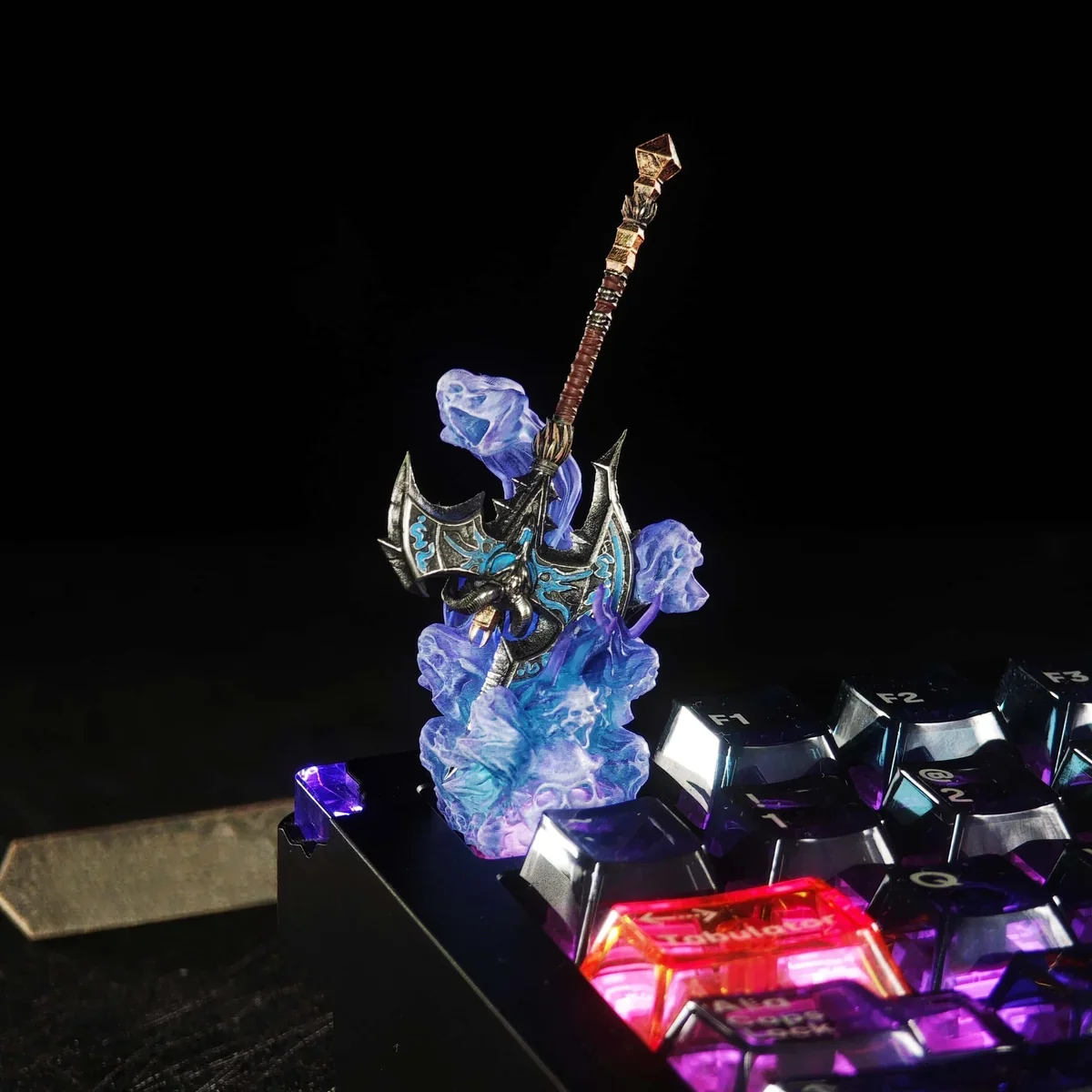 Packaging for World of Warcraft Shadowmourne keycap