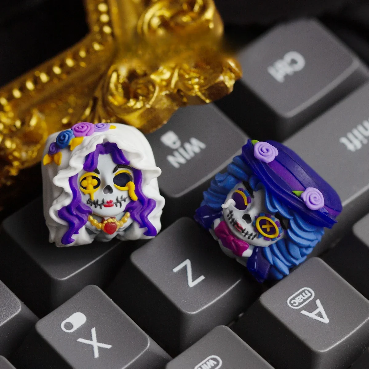 Close-up of the Zombie Bride Artisan Keycap, highlighting handcrafted details and gothic veil.