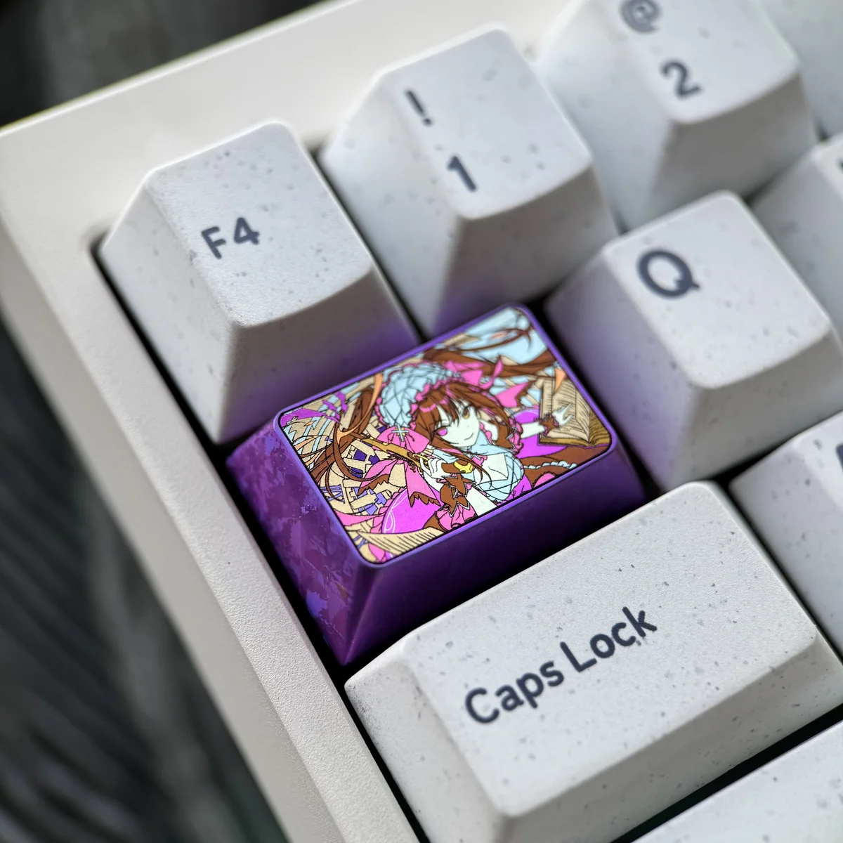 Kurumi Tokisaki keycap installed on a mechanical keyboard, demonstrating Cherry profile fit.