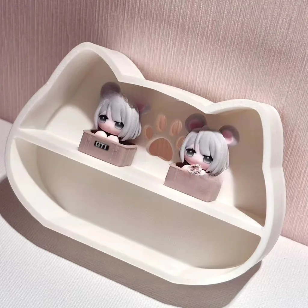 Close-up of hand-crafted Resin Heart Mouse keycap