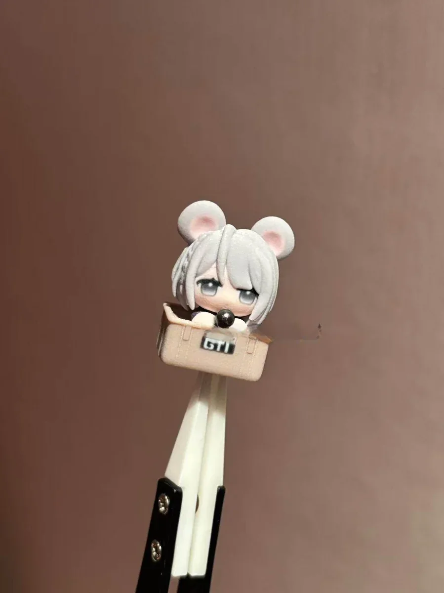 Hand-polishing process for Delta Force keycap creation