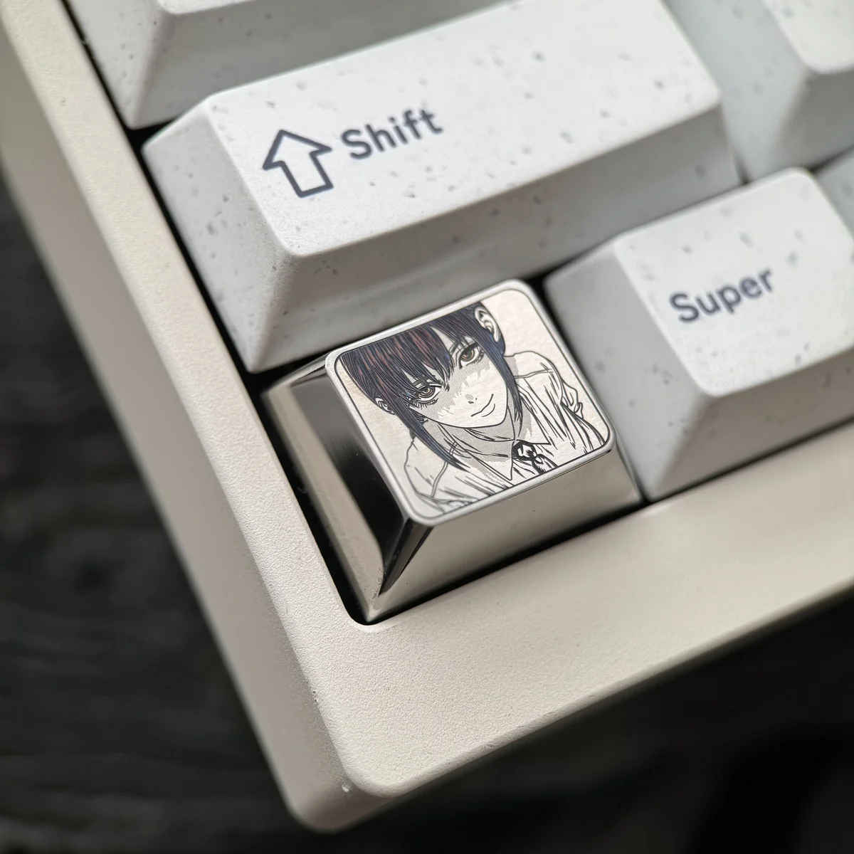 Makima Titanium Keycap accenting a custom keyboard setup, vibrant anime aesthetic