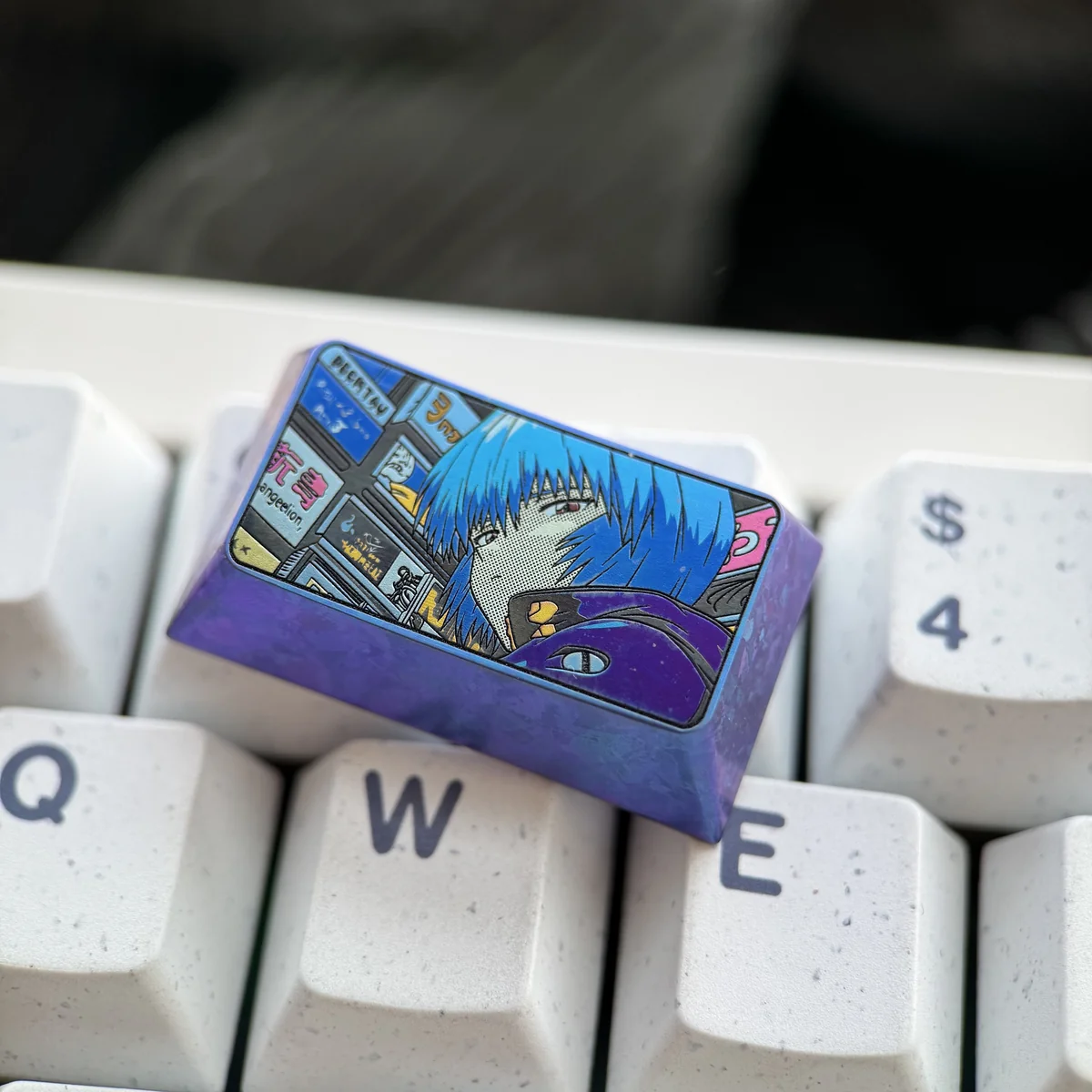 Rei Ayanami keycap demonstrating MX stem compatibility