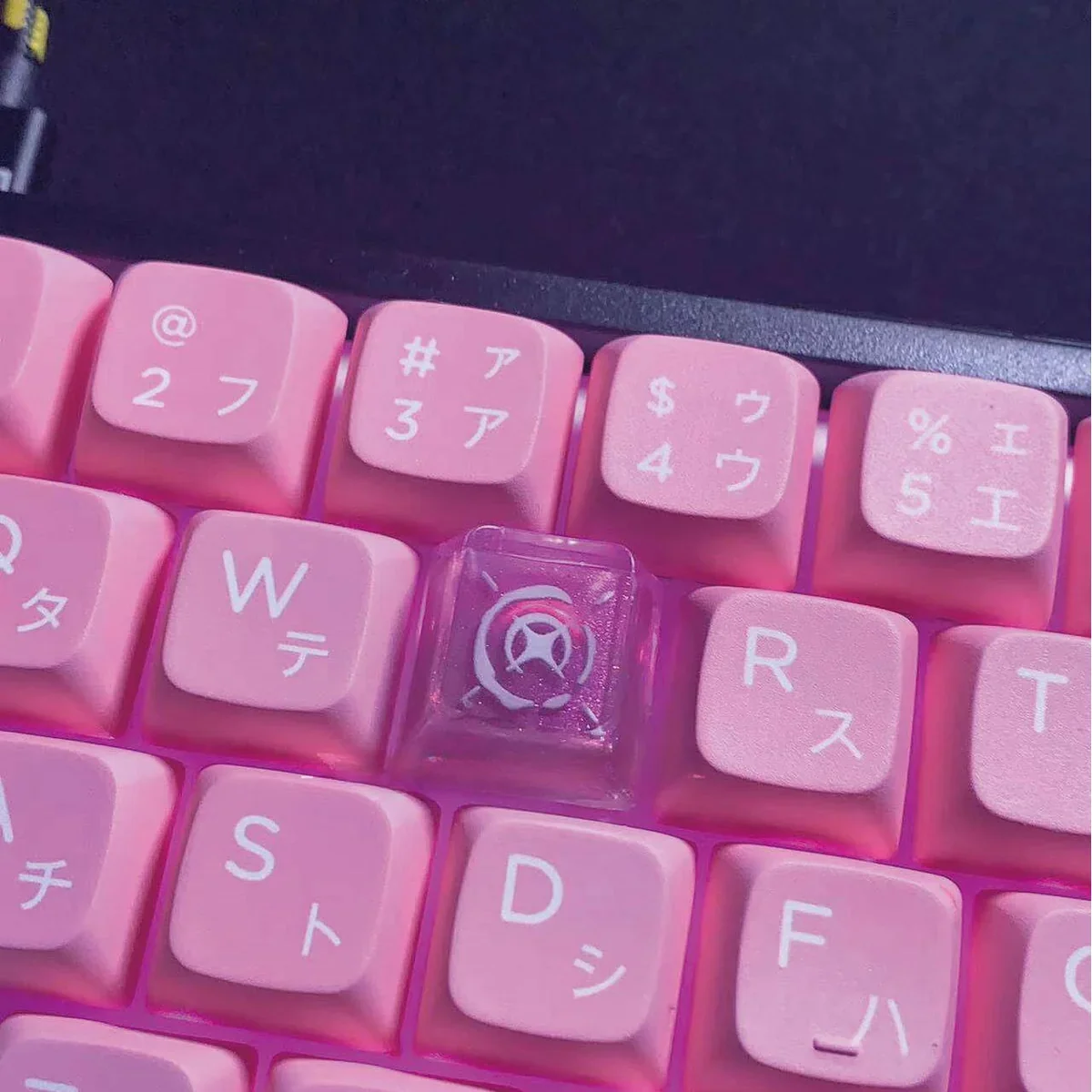 Valorant Reyna keycap showing intricate backlit details and fierce character art