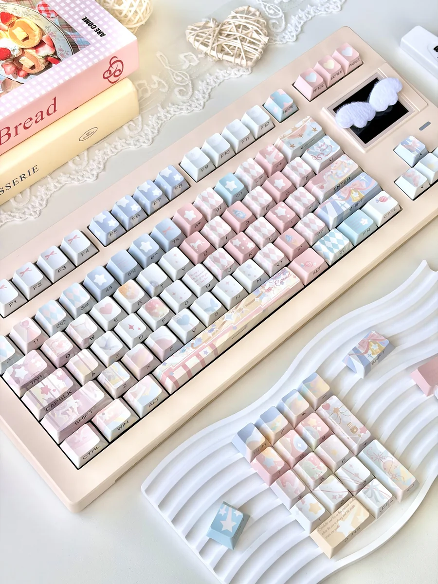 Packaging of Dreamy Girl PBT Keycap Set, ready for shipping