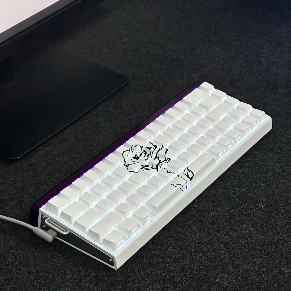 Side profile of Elegant Rose Cherry Keycap Magnetic switch showing keycap set shape and fit