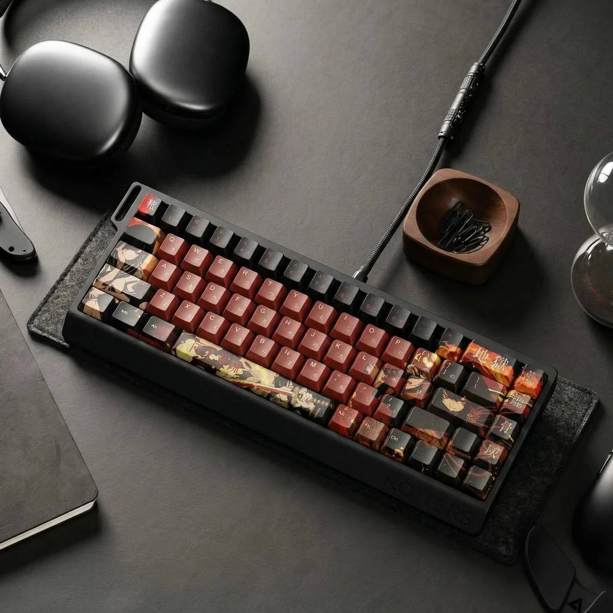Full layout of the Fiery Abyss keycap set highlighting fiery amber and red tones.