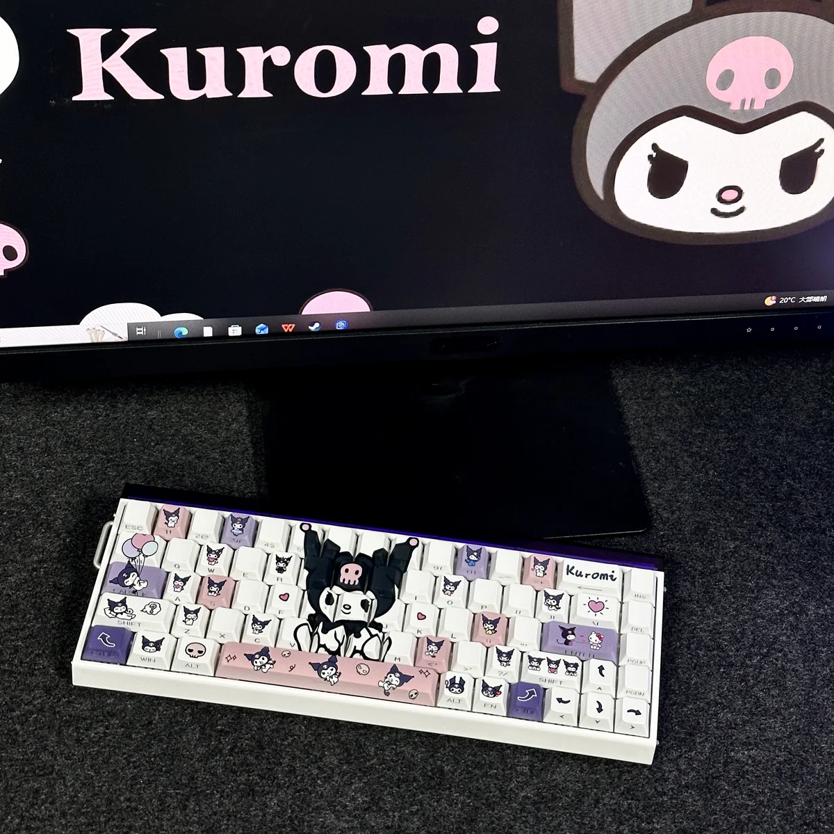 Angled view of the Kuromi Keycap Set, emphasizing its Cherry profile and compatibility