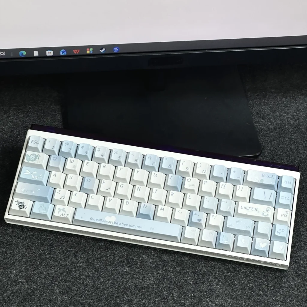 Blue Melody PBT Keycap Set on a white mechanical keyboard, showcasing serene blue hues and Cherry profile.