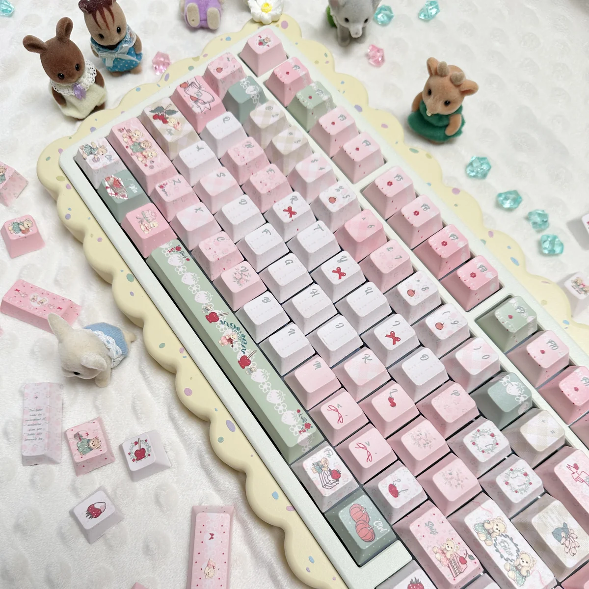 Ergonomic Cherry profile of the Picnic Bear Keycap Set installed on a gaming keyboard.