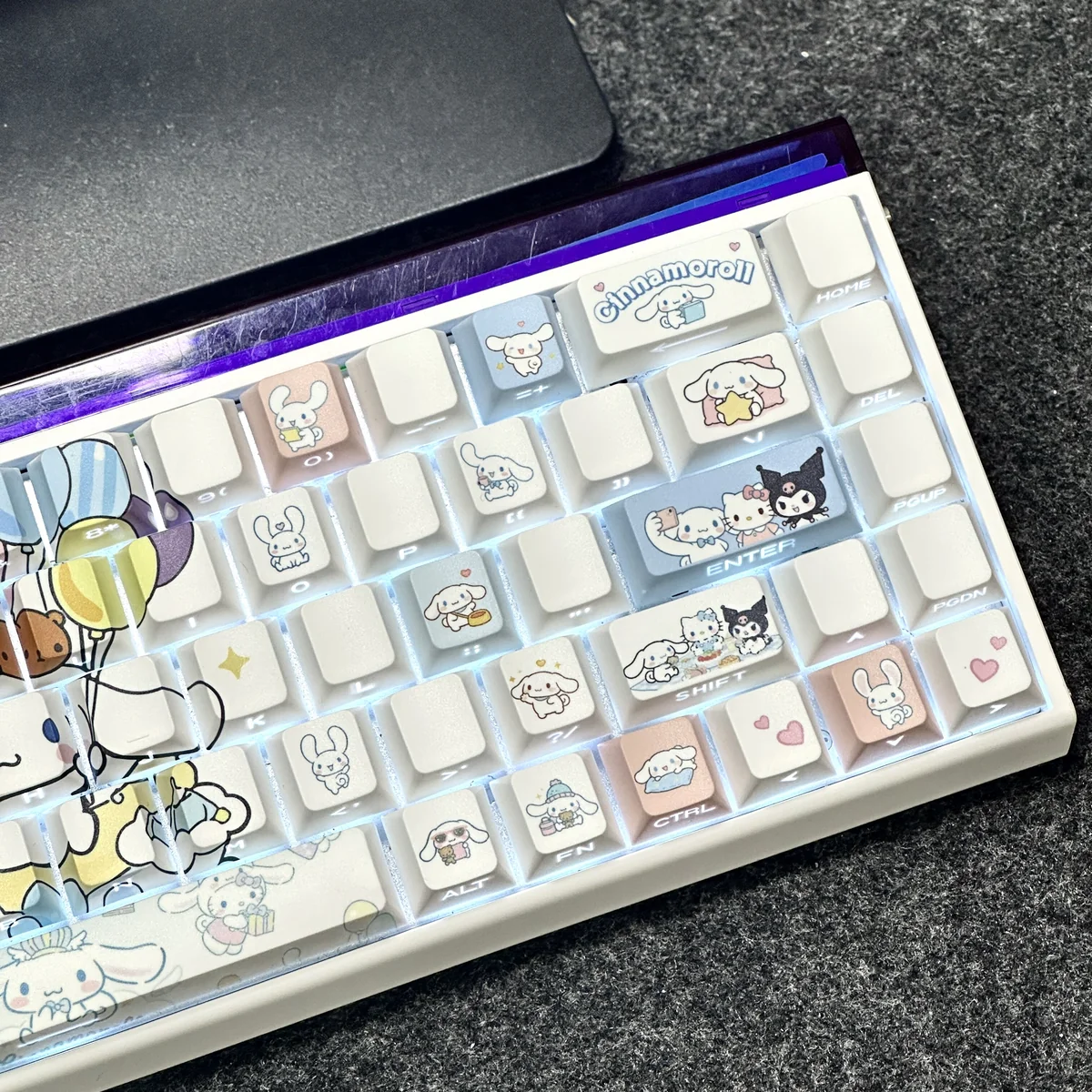 Detailed shot of Cinnamoroll character art on keycap