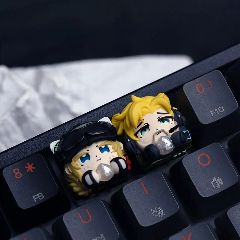 Detailed view of handcrafted resin Vlinder keycap with intricate crystal patterns