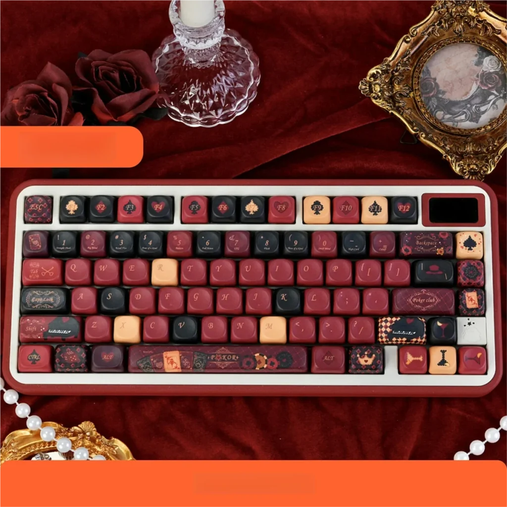 Red Heart Queen MOA Stunning Red Queen PBT hero image featuring Red Heart Queen Keycap Set