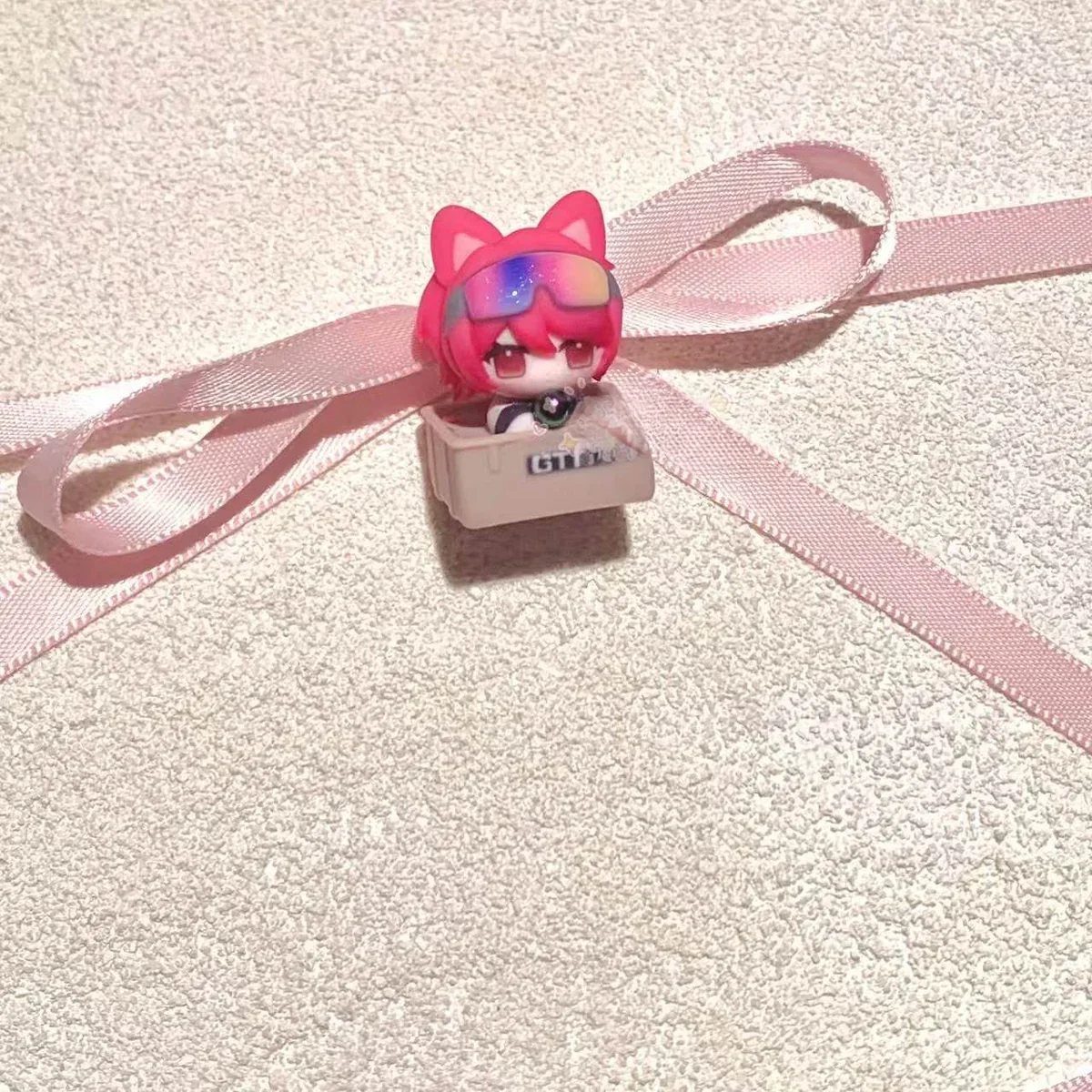 Detailed view of Zoya Pomchenkova Cat artisan keycap