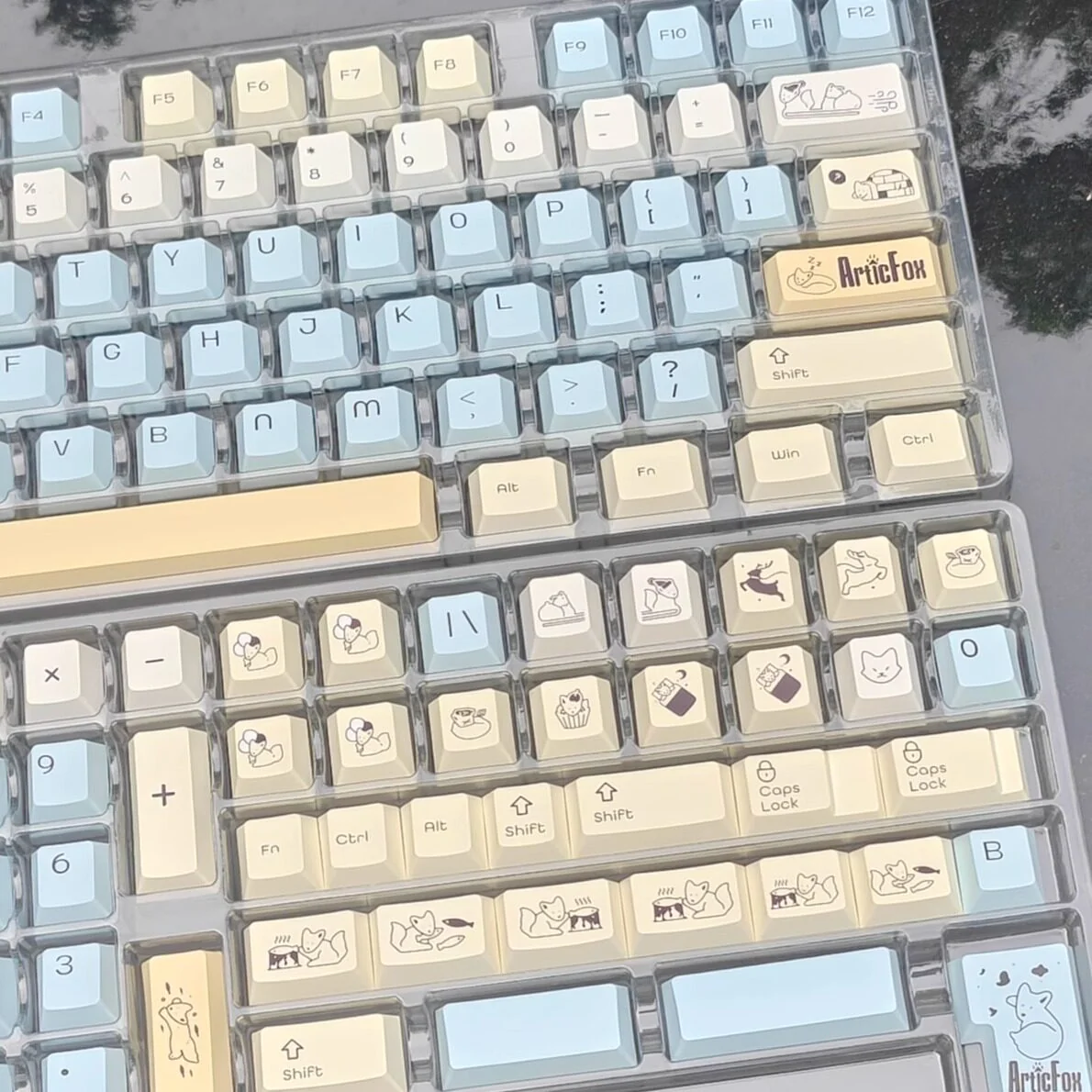 C Fox artisan keycap detail for mechanical keyboard