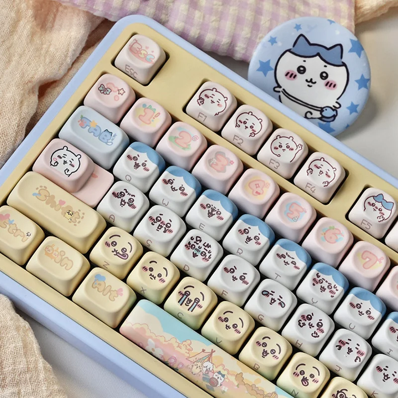 Full layout view of Chiikawa themed mechanical keyboard with MOA keycaps