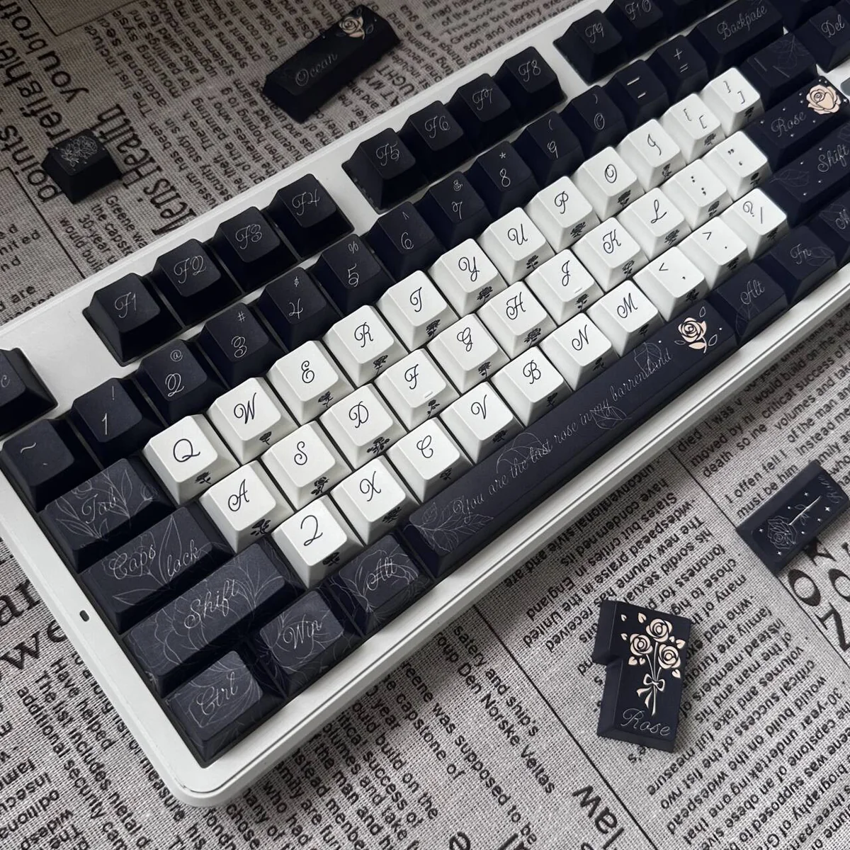 Full Layout of Rose Series 139-Key PBT Dye-Sub Keycap Set