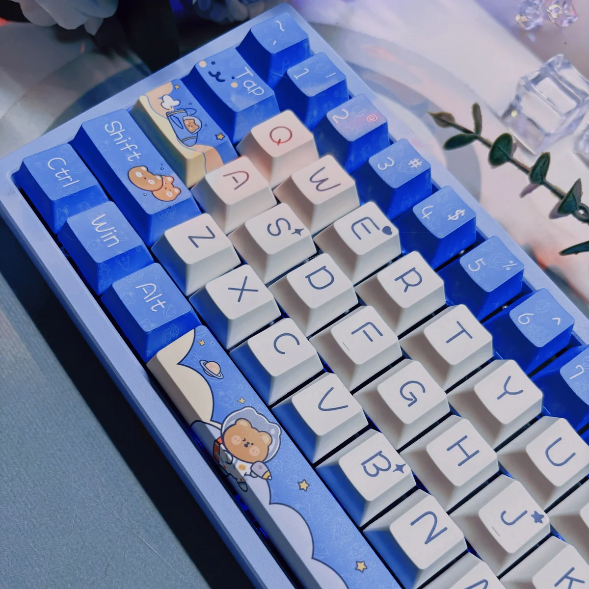 Full layout view of Space Bear Cherry profile keycap set, displaying 139 keys and vibrant colors