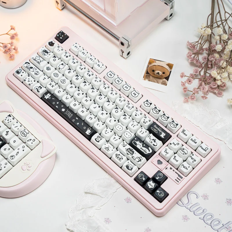 Line Art Cat MAO Whimsical line art cat durable hero image featuring Line Art Cat Keycap Set