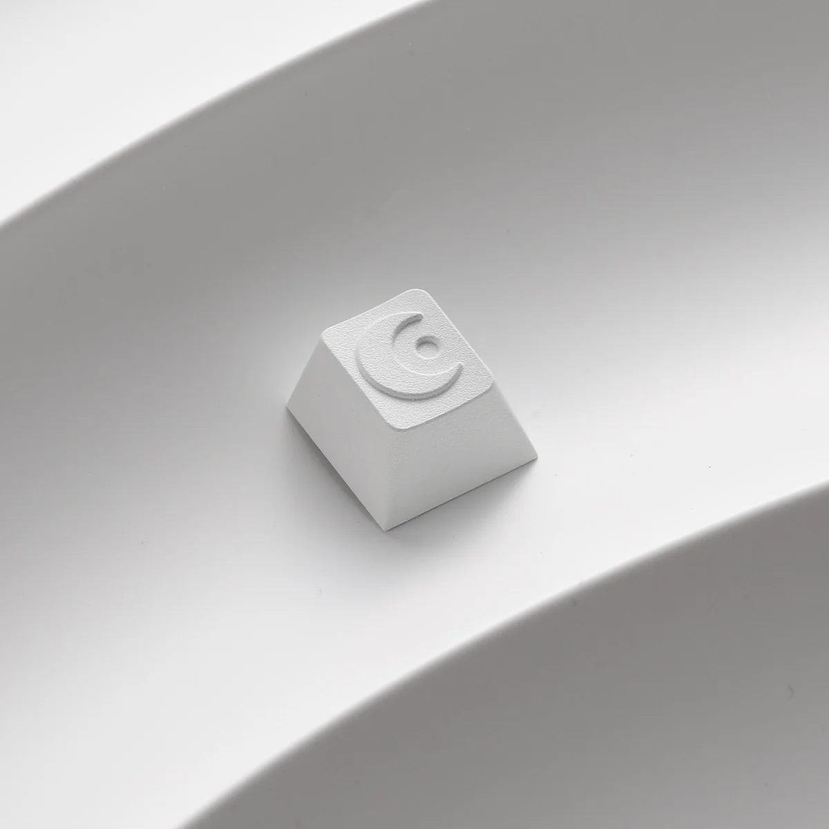 Elegant setup featuring the Moon Series CNC keycap adding a minimalist touch