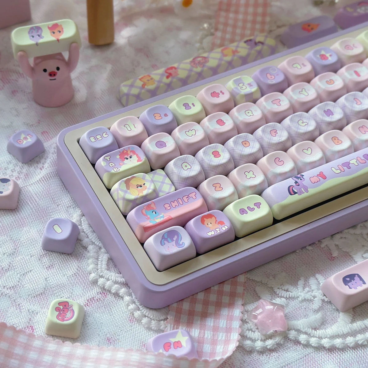 My Little Pony Pony Exclusive My Little Pony MOA installed on a mechanical keyboard setup
