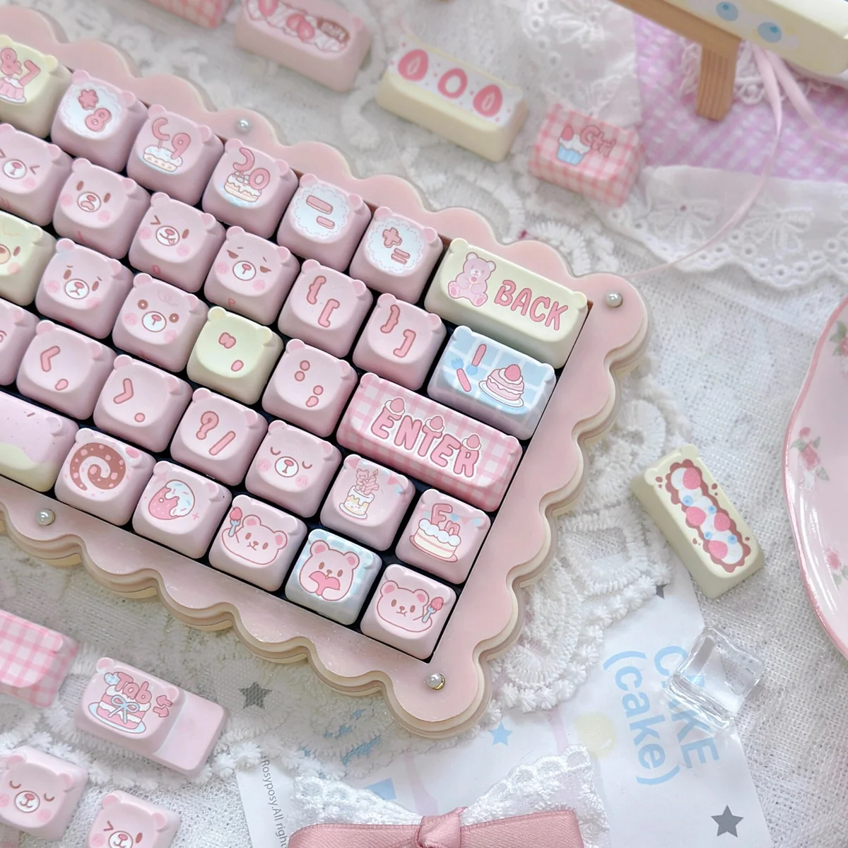 Ergonomic MOA profile PBT keycaps with dessert theme