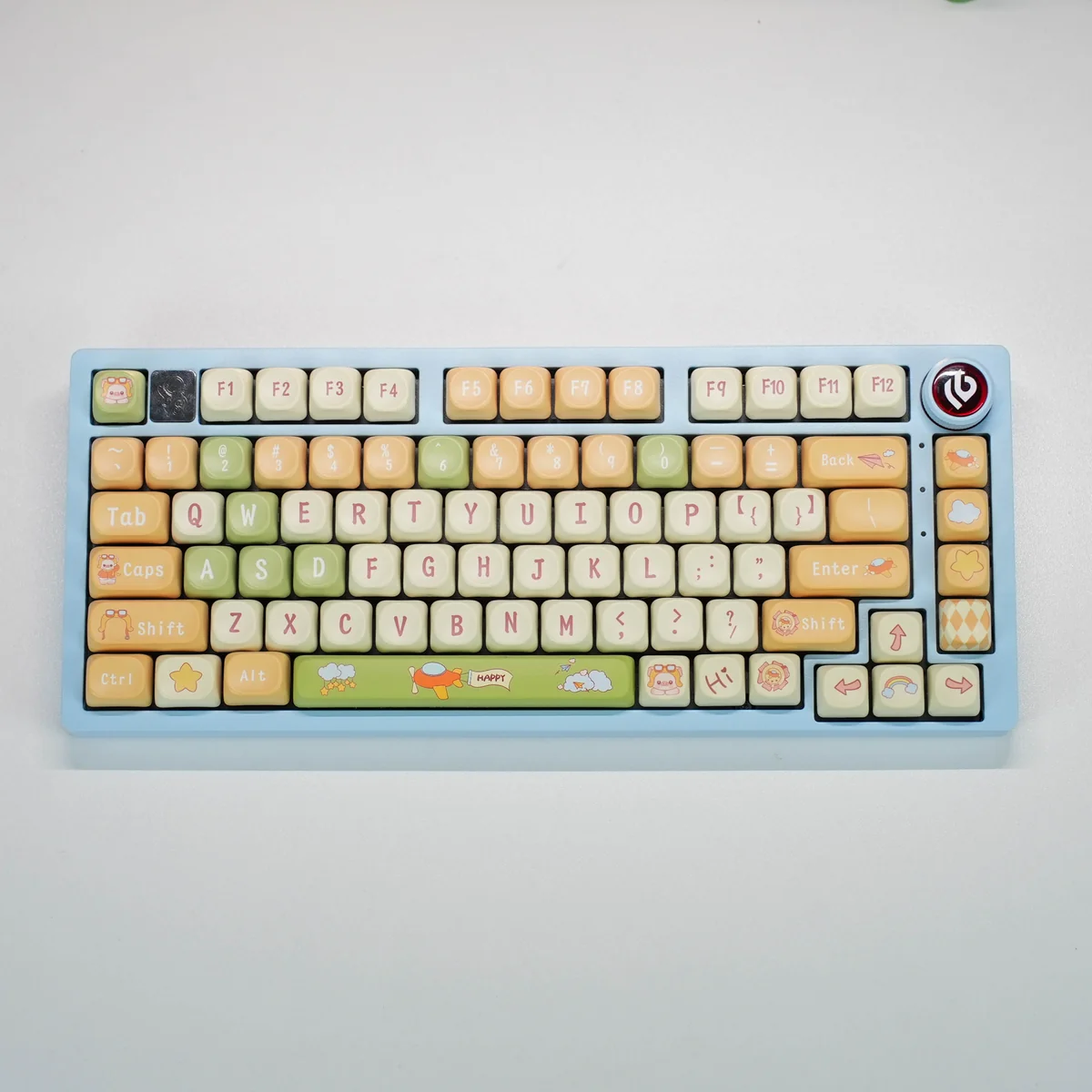 Angle view of Pig Pilot MOA Keycap Adorable Pig Pilot PBT MOA showing color layering and layout presence